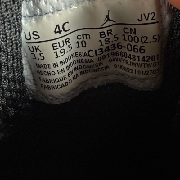 Jordan 1 Low Bred Toe Toddler 4c Shoes Black Red Athletic Sneakers - Picture 9 of 10